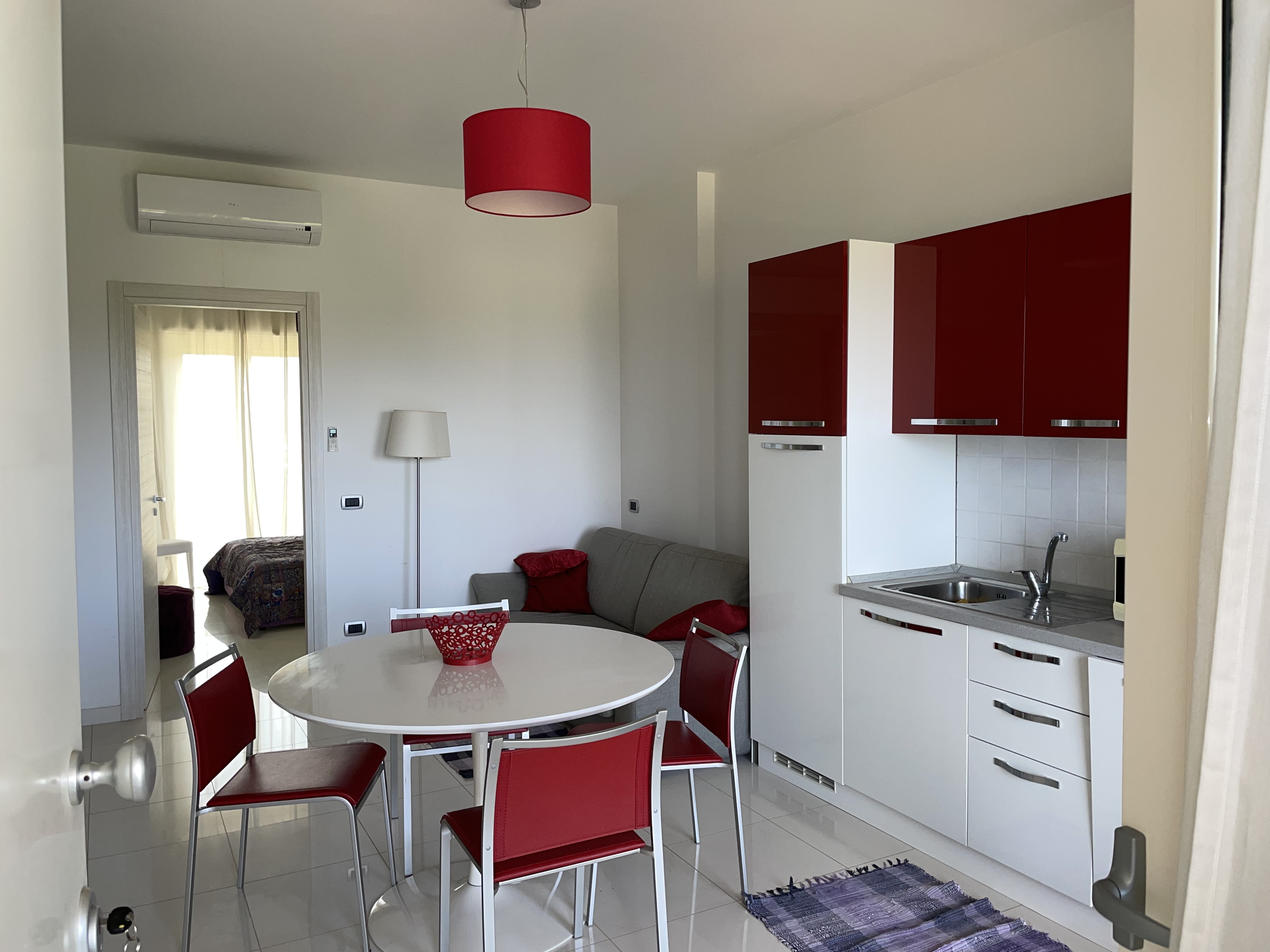 Appartamento 'Rosso' in Residence con piscina | Briatico